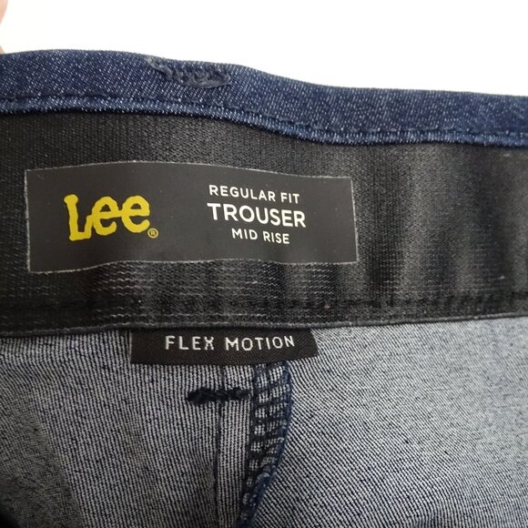 Lee Regular Fit Mid Rise Flex Motion Trouser Jeans Women Size 10 30" Dark Wash - Picture 5 of 10